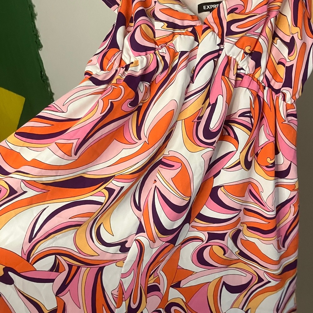 Express Colorful Abstract Dress - Picture 3 of 4